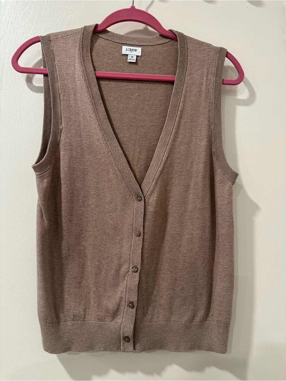 Great for Fall! J. Crew Factory Brown Sleeveless Button Front Knit Vest. Size M